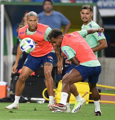 Neymar misses golden chance to open his goal scoring account for Al Hilal