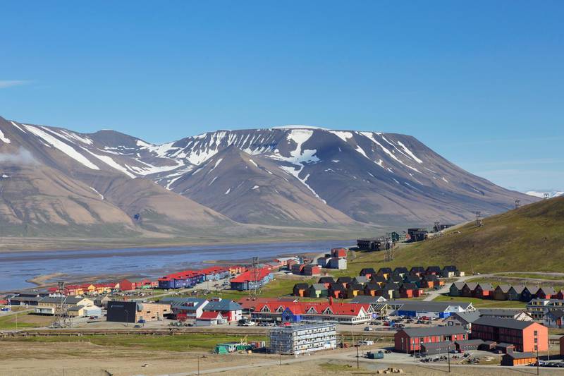 View over the town Longyearbyen in summer, Svalbard / Spitsbergen . (Photo by: Arterra/Universal Images Group via Getty Images)