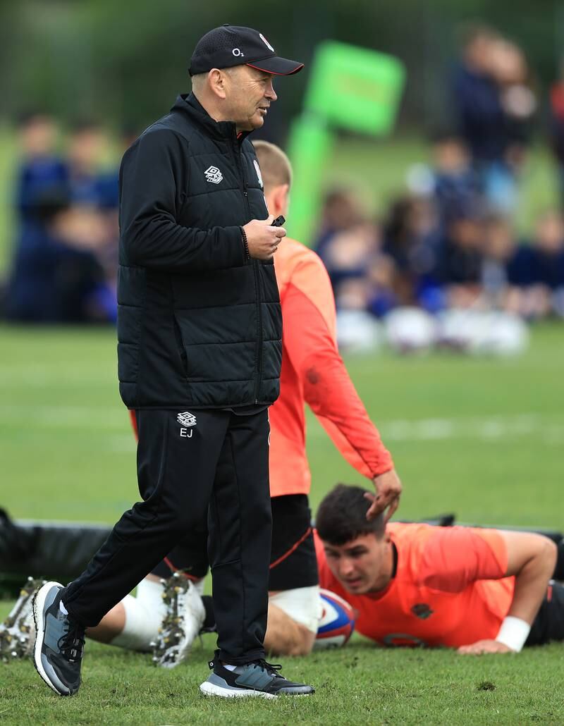 England head coach Eddie Jones overseas a training session. Getty Images