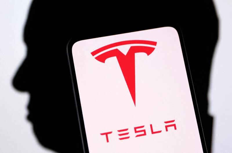 Neue Daten der Investmentplattform Saxo zeigen, dass die Tesla-Aktie in den letzten fünf Jahren um 1.057 Prozent gestiegen ist.  Reuters