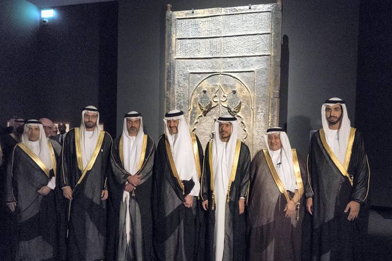 SAADIYAT ISLAND, ABU DHABI, UNITED ARAB EMIRATES - November 07, 2018: HH Sheikh Shakboot bin Nahyan bin Mubarak Al Nahyan, UAE Ambassador to Saudi Arabia (R), HH Sheikh Sultan bin Tahnoon Al Nahyan Abu Dhabi Executive Council Member (3rd R), Prince Sultan bin Salman bin Abdul Aziz, President of the Saudi Commission for Tourism & National Heritage (STCH) (4th R), HH Sheikh Hamed bin Zayed Al Nahyan, Chairman of the Crown Prince Court of Abu Dhabi and Abu Dhabi Executive Council Member (5th R) and HE Mohamed Khalifa Al Mubarak, Chairman of the Department of Culture and Tourism and Abu Dhabi Executive Council Member (6th R), stand for a photograph during the opening of the Roads of Arabia: Archaeological Treasures of Saudi Arabia exhibition, at the Louvre Abu Dhabi. 
( Rashed Al Mansoori / Ministry of Presidential Affairs )
---