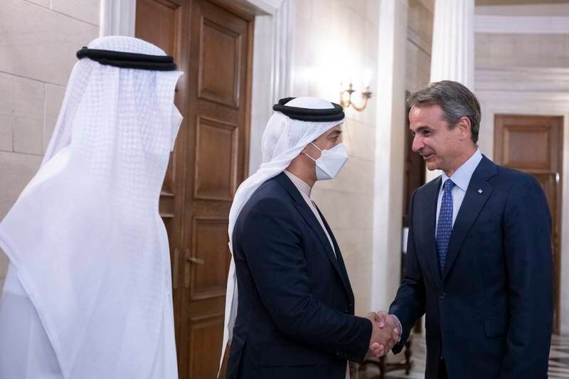 Sheikh Mansour bin Zayed, Deputy Prime Minister and Minister of Presidential Affairs, is received by Mr Mitsotakis during a reception at the Maximos Mansion.
