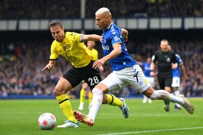 Cesar Azpilicueta - 5: Went down in box challenge from Mina but penalty claims waved away. Booked as tempers began to fray in first half. Awful error at back lead to Richarlison scoring. Denied certain goal by Pickford wondersave. Getty