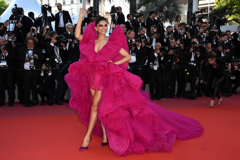 epa06728473 Deepika Padukone arrives for the screening of 'Ash Is Purest White' during the 71st annual Cannes Film Festival, in Cannes, France, 11 May 2018. The movie is presented in the Official Competition of the festival which runs from 08 to 19 May.  EPA-EFE/CLEMENS BILAN