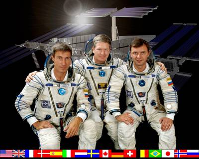 The first crew to go to the International Space Station included (left to right) Sergei Krikalev, Bill Shepherd and Yuri Gidzenko. Courtesy: Nasa