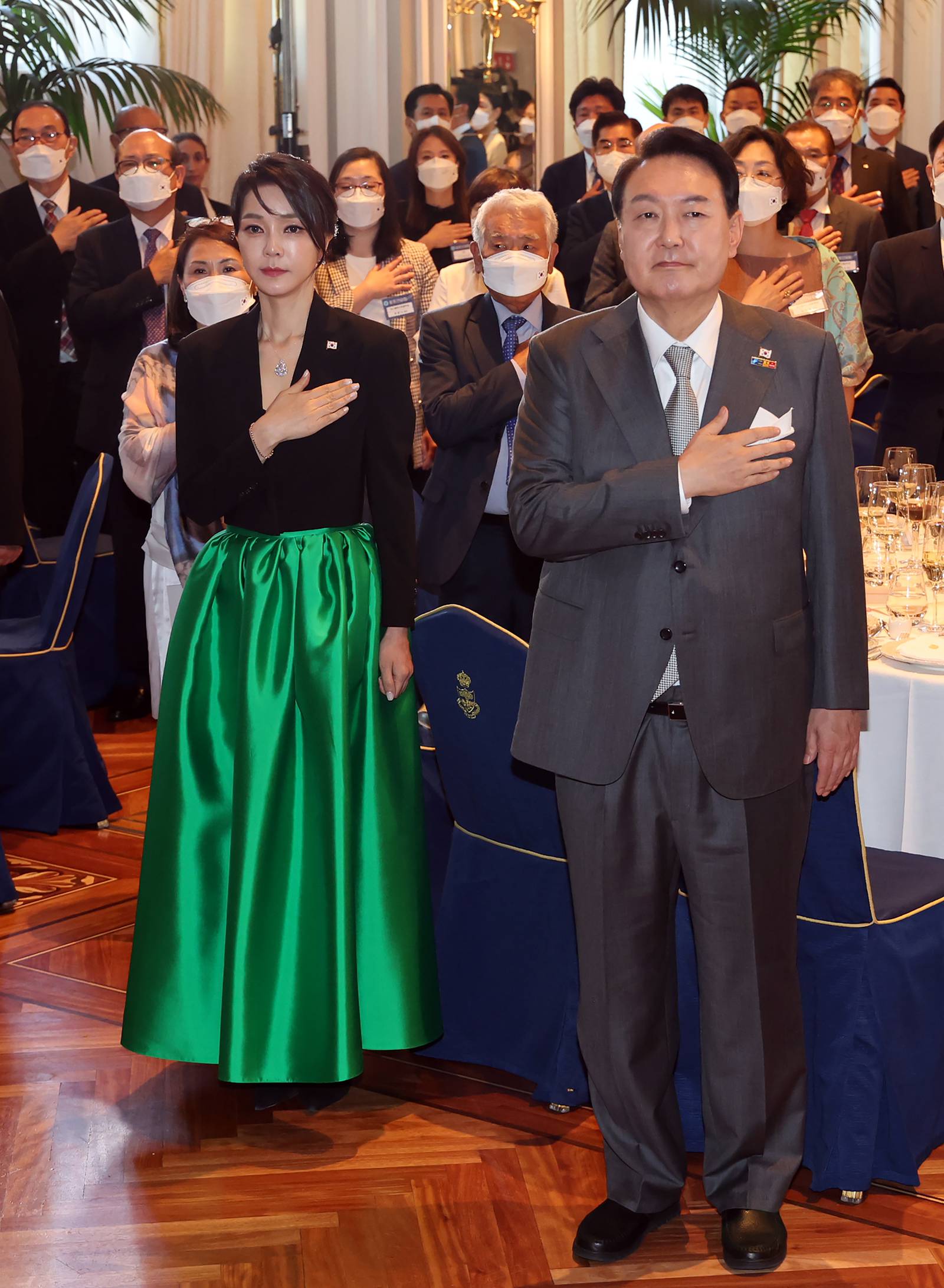 South Korea's first lady Kim Keon Hee makes fashionable debut in Abu Dhabi