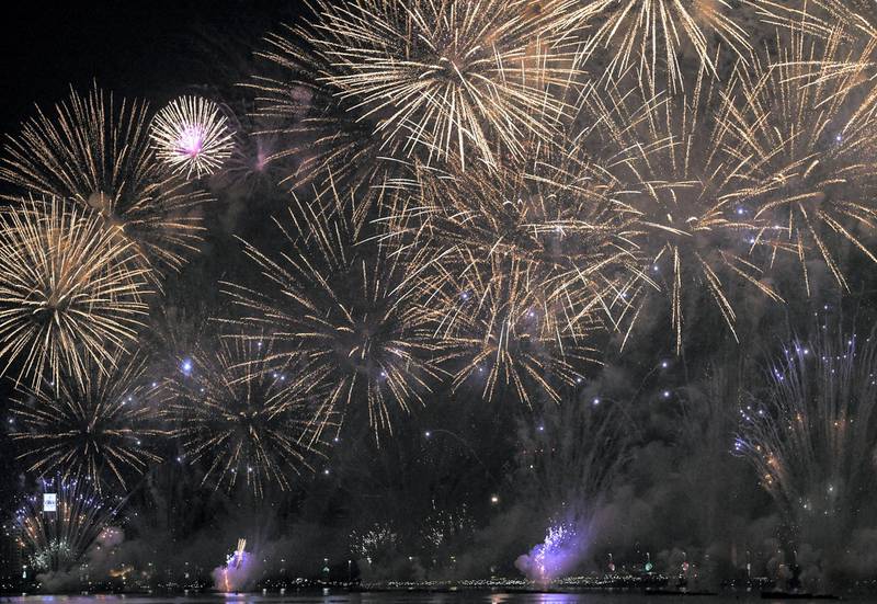 Abu Dhabi, United Arab Emirates - Mega colourful fireworks display to commemorate UAE��s 47th National Day at the Corniche on December 2, 2018. (Khushnum Bhandari/ The National)
