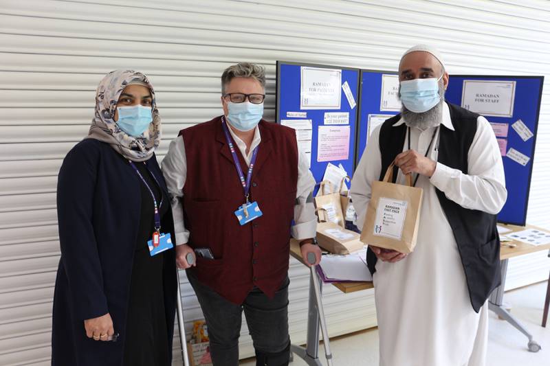 A UK hospital has launched fast packs for medical staff to help them during Ramadan. Photo: Bradford Teaching Hospitals / Twitter