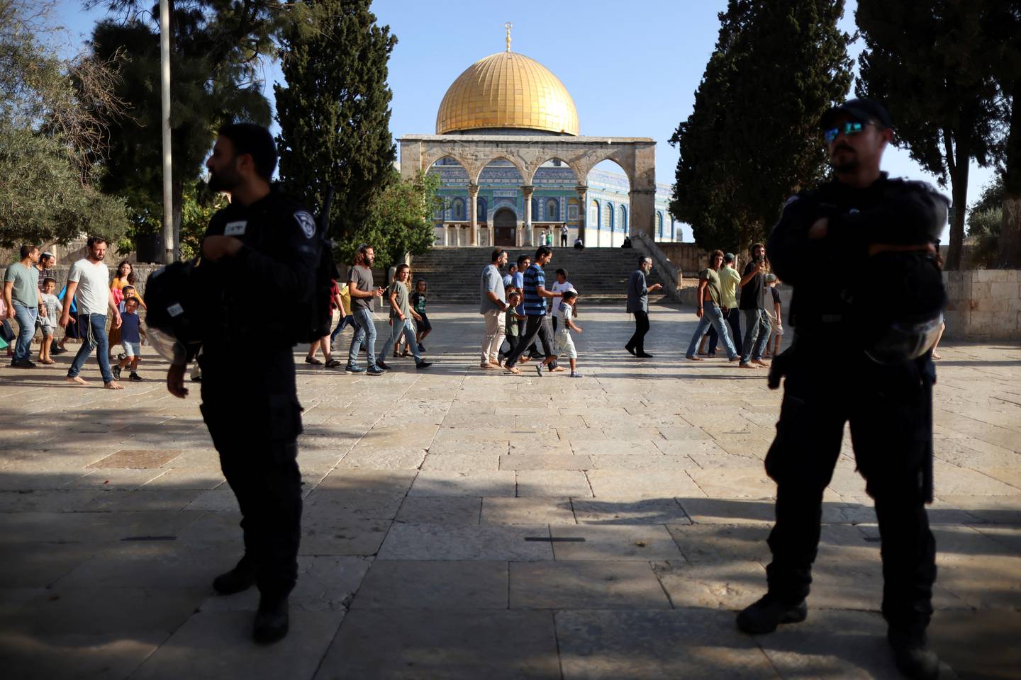 Israeli police stand by as Jews visit the compound known to Muslims as Noble Sanctuary and to Jews as Temple Mount in Jerusalem's Old City, as Israel marks Tisha B'Av, in August.  Reuters