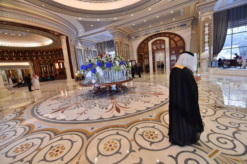 (FILES) This file photo taken on May 21, 2017 shows the hallway of the Ritz Carlton hotel in the Saudi capital Riyadh.
Saudi Arabia said on November 9, 201 people are being held for questioning over an estimated $100 billion in embezzlement and corruption, after the biggest purge of the kingdom's elite in its modern history which also comes amid heightened regional tensions between Saudi Arabia and Iran. The Ritz Carlton hotel in Riyadh is rumoured to be the site where many of those arrested are being held. / AFP PHOTO / GIUSEPPE CACACE