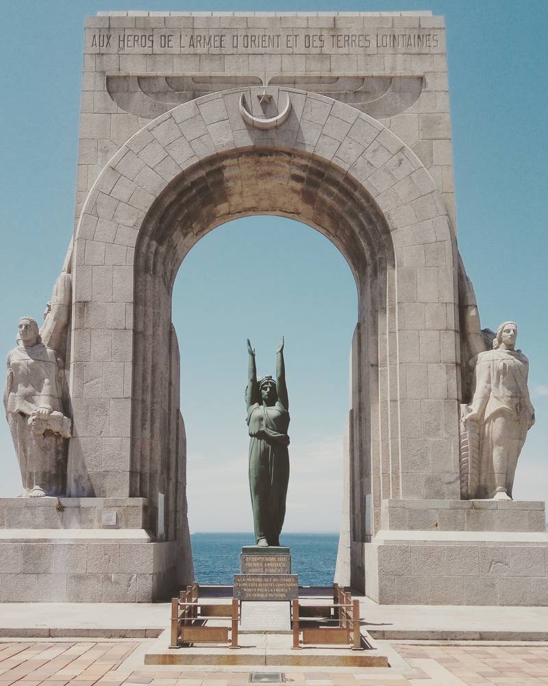The Porte d’Orient remembers the thousands of French-African colonial soldiers who departed from the shores of Marseille to fight in the First World War. 