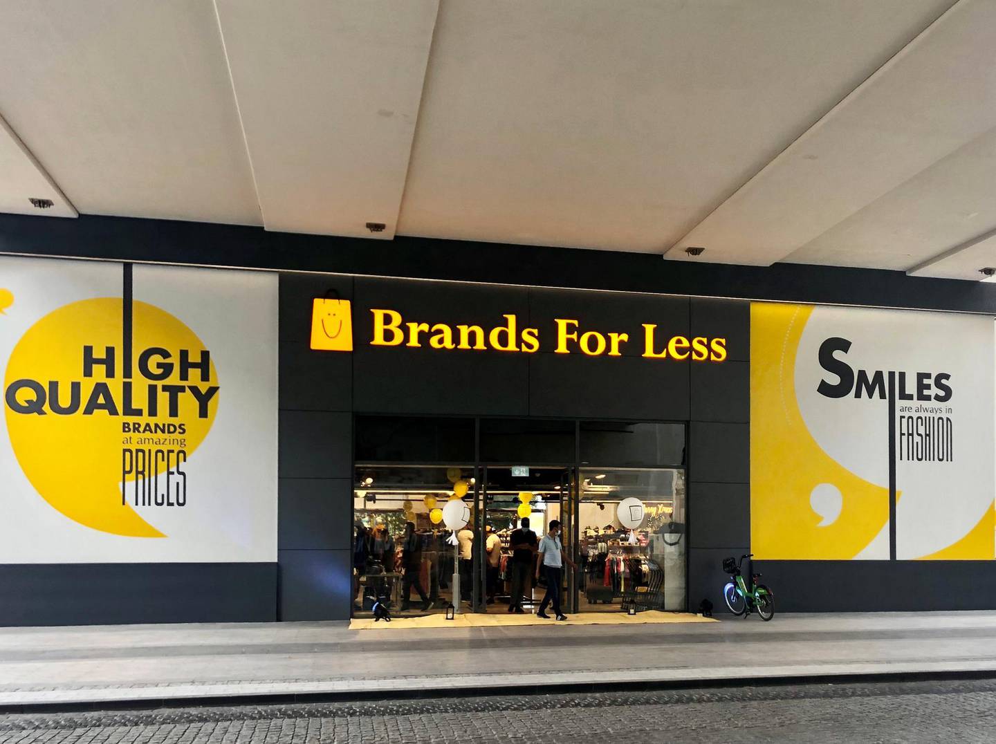 Brands For Less recently unveiled new branches in Dubai, including a first on tourist hotspot Jumeirah Beach Residence, and expanded an existing one. Courtesy Brands for Less