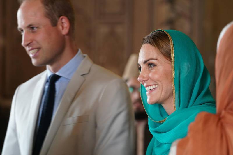 Britain's Prince William and Catherine, Duchess of Cambridge visits the Badshahi Mosque in Lahore, Pakistan October 17, 2019. Reuters