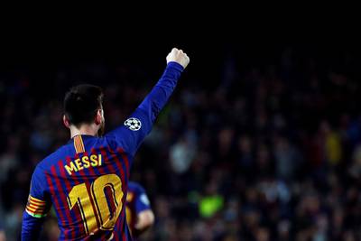 Lionel Messi jubilant after scoring. Alberto Estevez / EPA