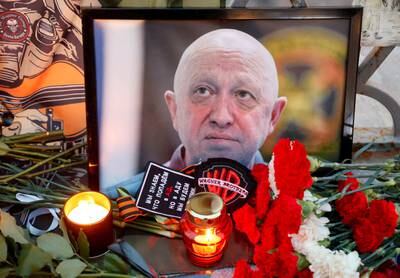 FILE PHOTO: A view shows a portrait of Wagner mercenary chief Yevgeny Prigozhin at a makeshift memorial in Moscow, Russia August 24, 2023.  REUTERS / Stringer / File Photo