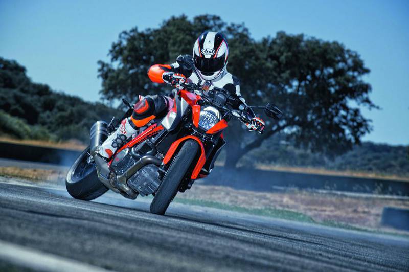 The KTM Super Duke 1290 generates 180hp from its V-twin engine and weighs in at a mere 189kg, allowing it to max out at a top speed of 280kph. Courtesy KTM