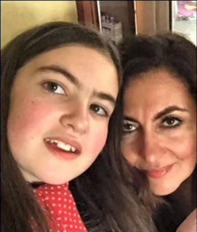 Laleh Shahravesh, pictured with daughter Paris, was arrested at Dubai airport. 