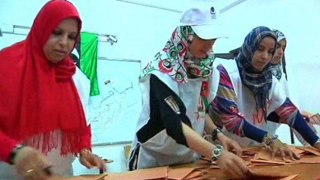 Video: Libyans celebrate elections