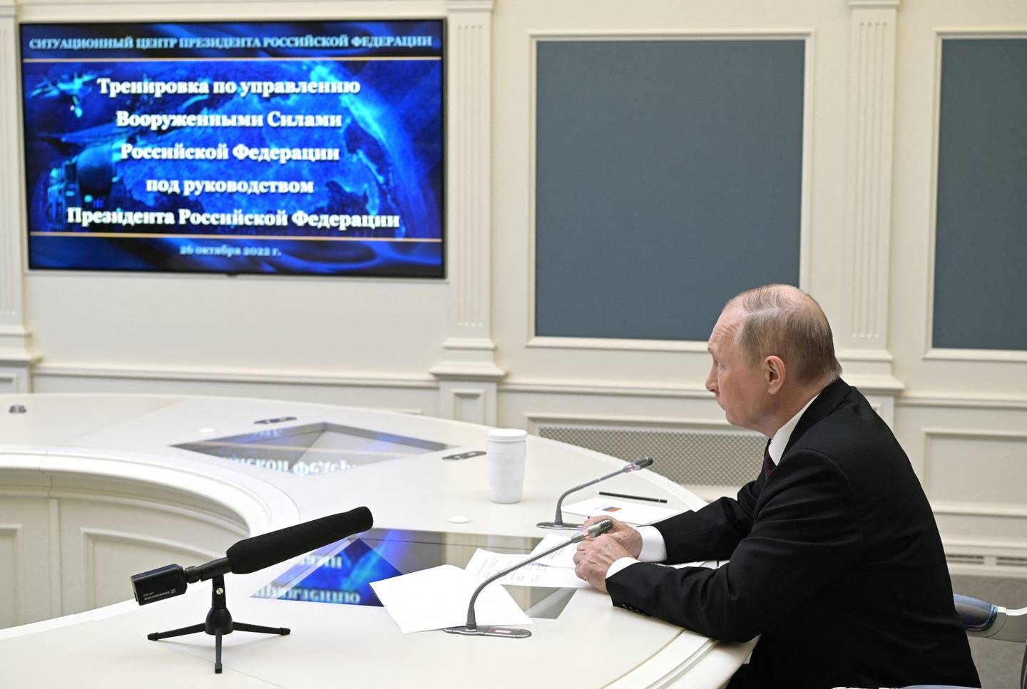 Der russische Präsident Wladimir Putin beobachtet in Moskau Übungen der strategischen Nuklearstreitkräfte Russlands.  Reuters