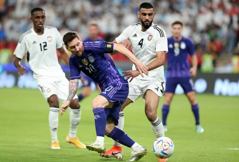 Al Maazmi hot on Messi's tail