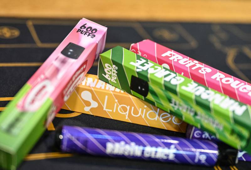 France plans to ban disposable vapes. AFP