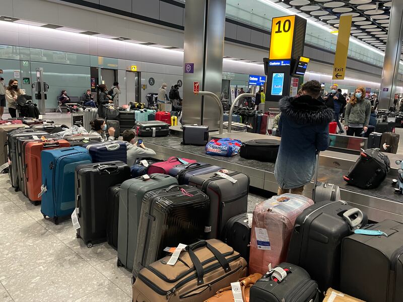 Long delays at Heathrow Airport forced passengers to leave the terminal without their luggage. Photo: Jack Lawrence
