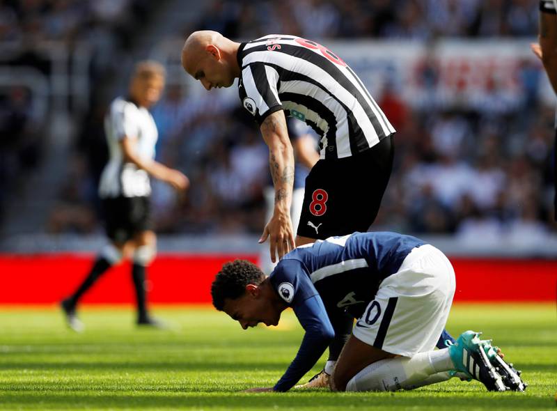 Football Soccer - Premier League - Newcastle United vs Tottenham Hotspur - Newcastle, Britain - August 13, 2017   Newcastle United’s Jonjo Shelvey stamps on  Tottenham's Dele Alli       Action Images via Reuters/Lee Smith  EDITORIAL USE ONLY. No use with unauthorized audio, video, data, fixture lists, club/league logos or "live" services. Online in-match use limited to 45 images, no video emulation. No use in betting, games or single club/league/player publications. Please contact your account representative for further details.