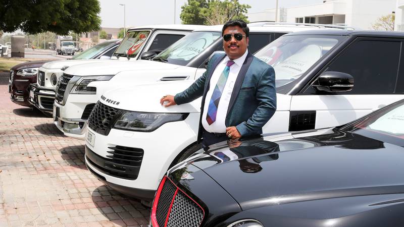 كيف تحول أحد سكان دبي من غسيل السيارات إلى مليونير
