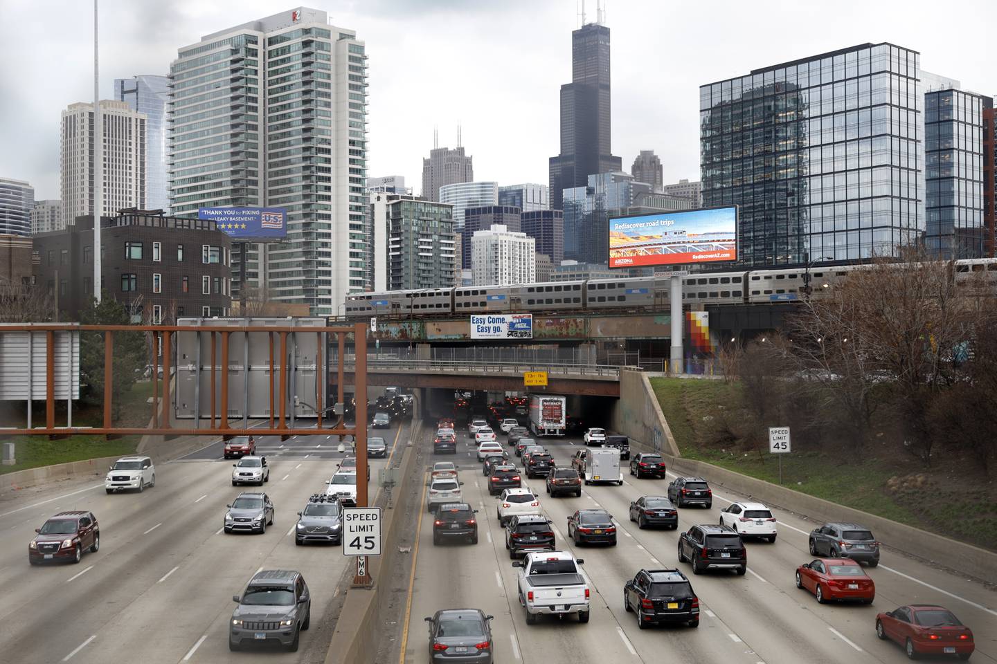Traffic flows along Interstate 90 in Chicago. AP