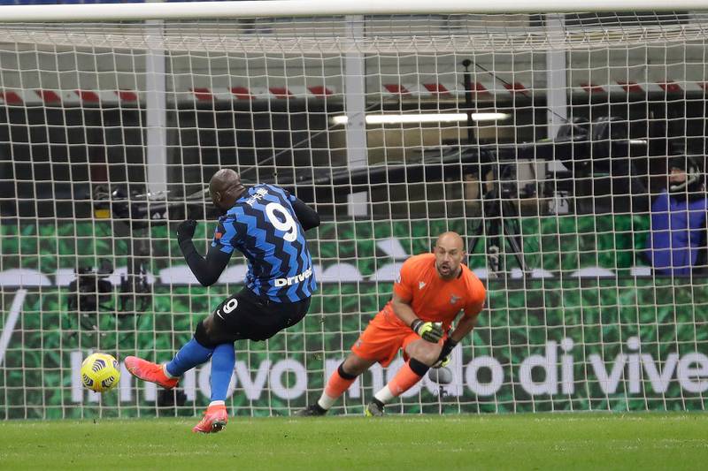 Romelu Lukaku scores with penalty against Lazio. AP