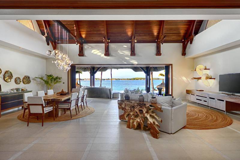 Beach villa living room