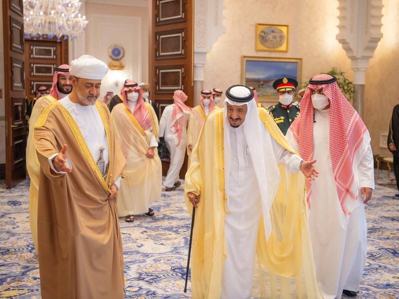 Oman’s Sultan Haitham meets Saudi Arabia’s King Salman in Neom.