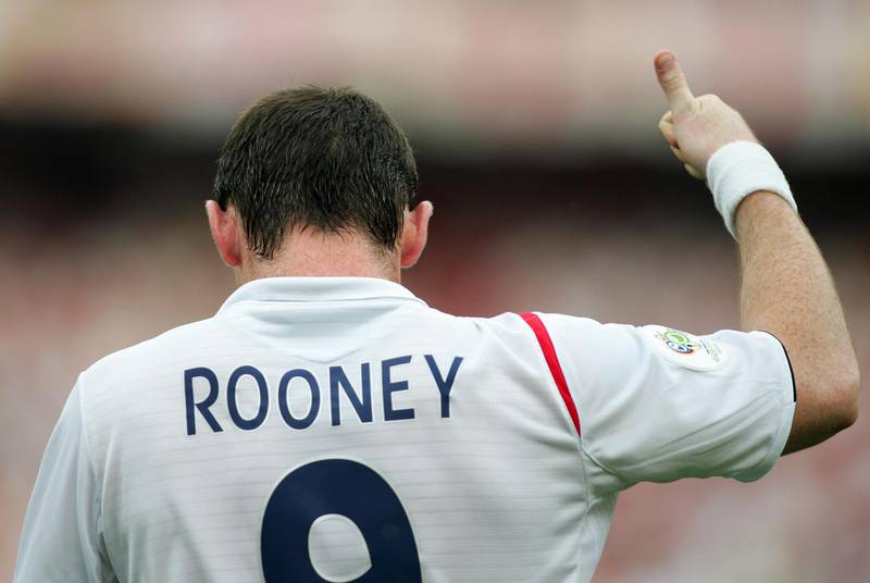 England striker Wayne Rooney gives a thumbs-up as he replaces teammate Michael Owen in their opening round Group B World Cup match against Trinidad and Tobago at Nuremberg's Franken Stadium on June 15, 2006. AFP