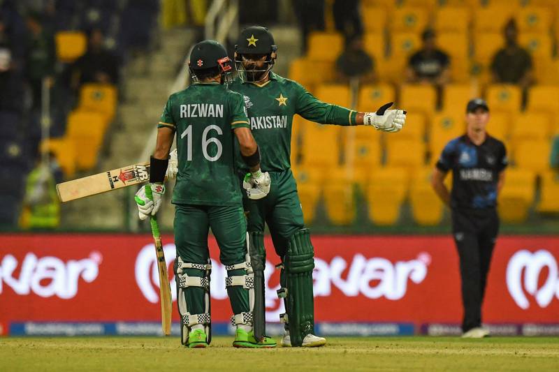 Mohammad Hafeez, right, scored a quick 32 off 16 balls. AFP