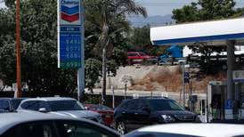 US reports record $5 average price for petrol