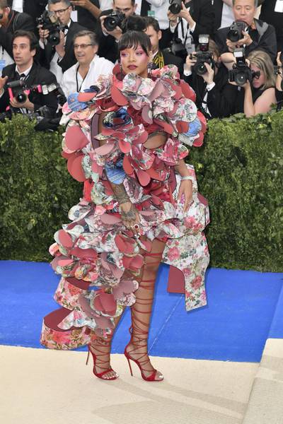 NEW YORK, USA - MAY 01 : Rihanna attends the 'Rei Kawakubo / Comme des Garcons: Art Of The In-Between' Costume Institute Gala 2017 at Metropolitan Museum of Art in New York, United States on May 01, 2017. (Photo by Philip Rock/Anadolu Agency/Getty Images)