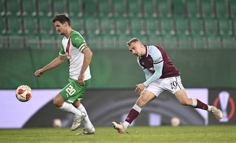Maximilian Hofmann: 4 - The defender was unable to contain Yarmolenko when the forward shifted towards his side. He gave away a penalty with a clumsy foul on the Ukrainian forward.  EPA
