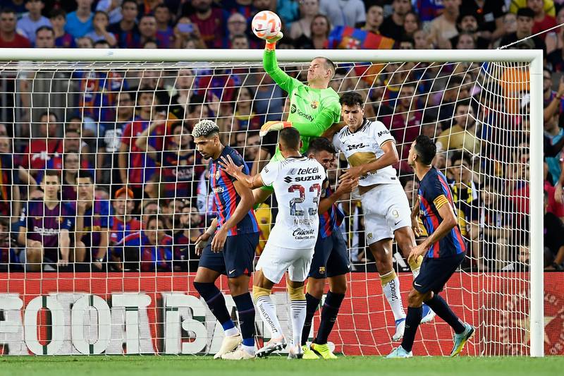 BARCELONA RATINGS: Marc-Andre ter Stegen 8 - Had nothing to do until the 33rd minute when he got low to save Pumas’ first shot. Came off early in the second half, to applause from the 83,021 crowd. AFP