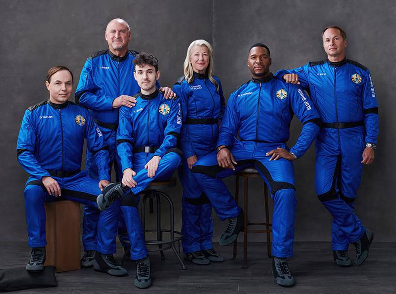 From left: Dylan Taylor, Lane Bess, Cameron Bess, Laura Shepard Churchley, Michael Strahan and Evan Dick were launched into space onboard a Blue Origin rocket on Saturday, December 11, 2021. AP