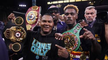 An image that illustrates this article Charlo stops Castano to become undisputed super welterweight champion