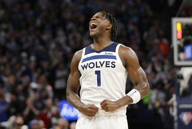 Minnesota Timberwolves forward Anthony Edwards celebrates during the fourth quarter of the team's NBA basketball game against the Los Angeles Clippers on Tuesday, April 12, 2022, in Minneapolis.  (AP Photo / Andy Clayton-King)
