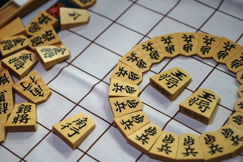 Shogi Champion Proves to be a Hero in the World of AI Technologies, SME  Japan