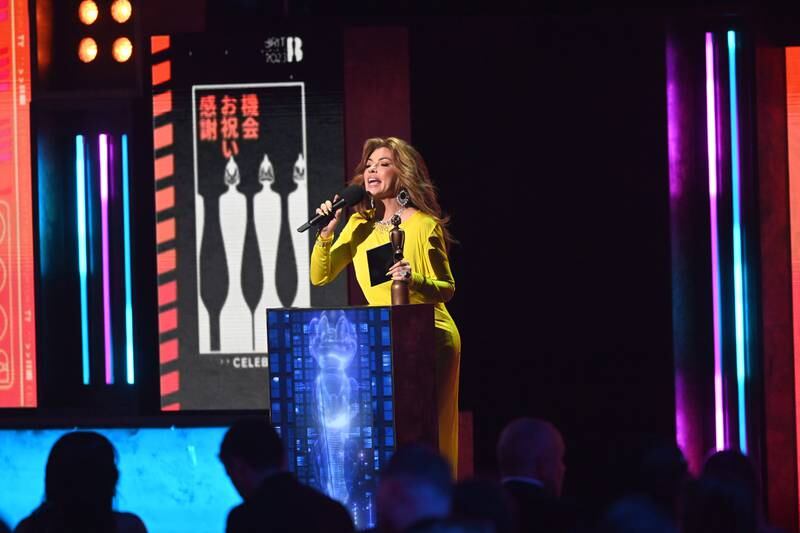 Shania Twain presents the award for the Song of the Year. EPA