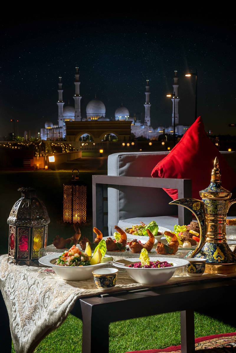 The Ritz-Carlton Abu Dhabi, Grand Canal, is offering a suhoor outside on its lawns.