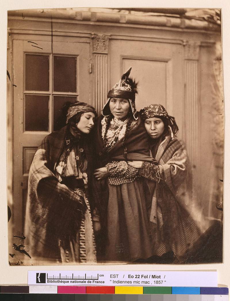 Portrait of three Mi’kmaq Women, Newfoundland, 1857. Photo: Bibliothèque nationale de France, Paris