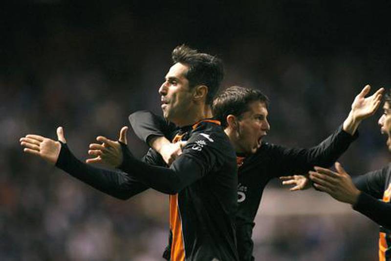 Valencia forward Jonas Gonçalves celebrates his goal against Deportivo la Coruna.