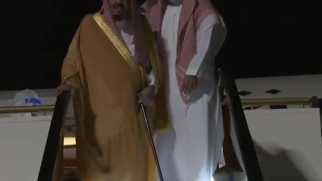 Saudi's King Salman arrives in Neom to recuperate