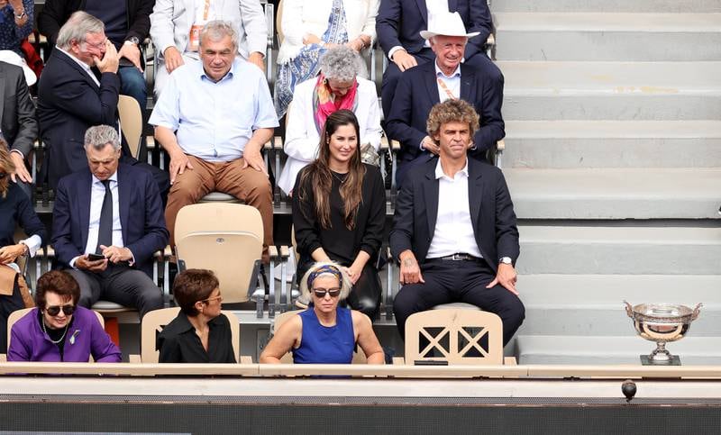 Billy Jean King, Ilana Kloss, Mariana Soncini and Gustavo Kuerten at Roland Garros. Getty