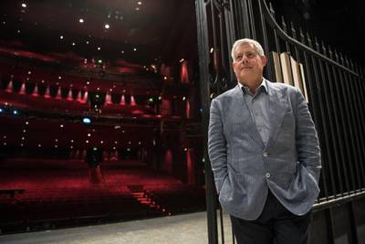 H5YE1J Stuttgart, Germany. 20th Oct, 2016. British theatrical and musical producer Cameron Mackintosh in the Apollo Theatre in Stuttgart, Germany, 20 October 2016. (Marijan Murat/dpa picture alliance / Alamy Stock Photo) *** Local Caption ***  al01ma-stage-mackintosh.jpg