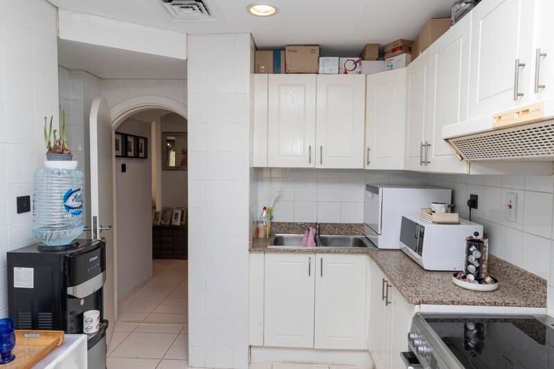 Villas in the Springs were built nearly 20 years ago, and many owners have refurbished the original fittings. The kitchen in her house has been updated